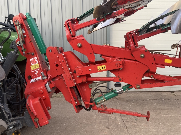 Kverneland EG 85/300 plough