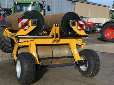 Twose Consolidator 630-75 rollers