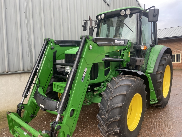 John Deere 6430