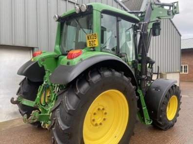 John Deere 6430