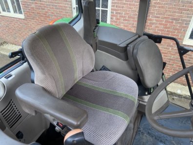 John Deere 6430