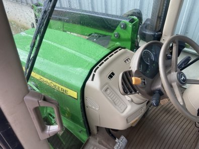 John Deere 6430