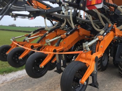 Mzuri Pro-till 4T drill