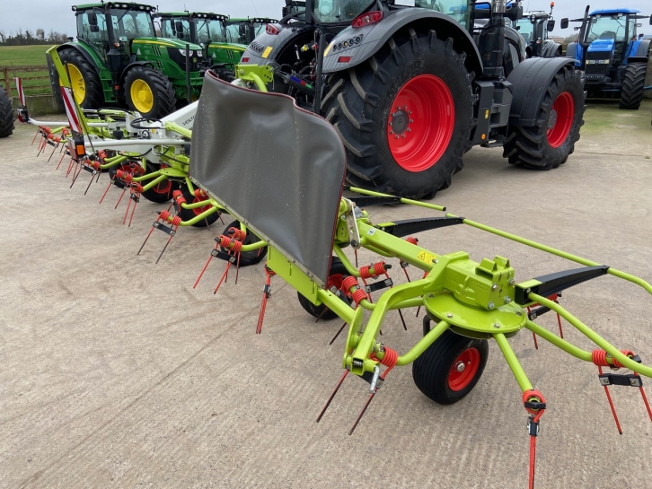 Claas Volto 900