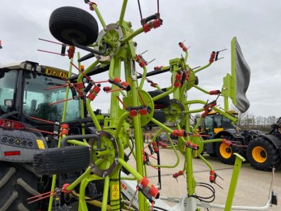 Claas Volto 900