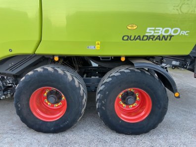 Claas Quadtrant 5300RC baler