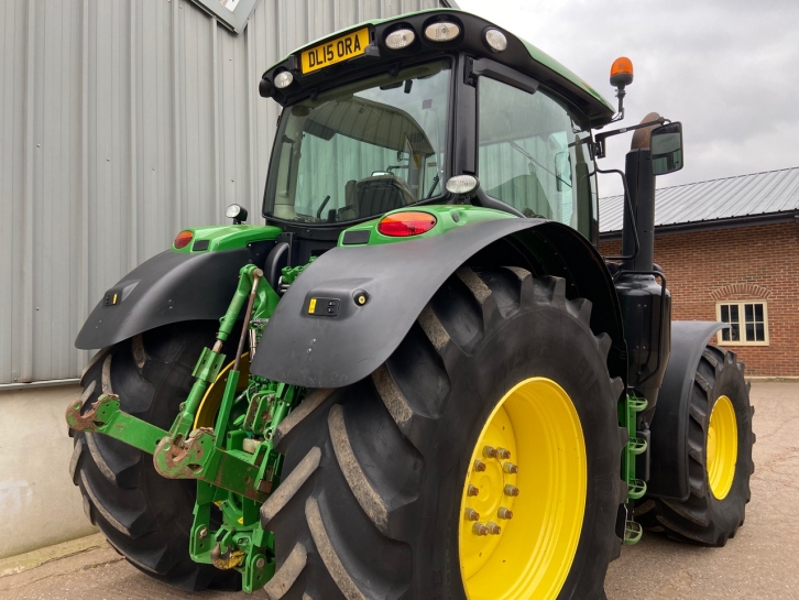 John Deere 6195R