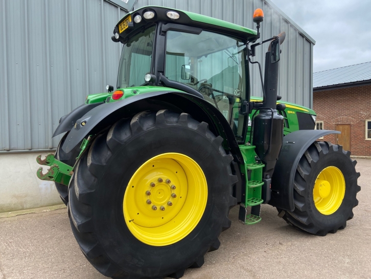 John Deere 6195R