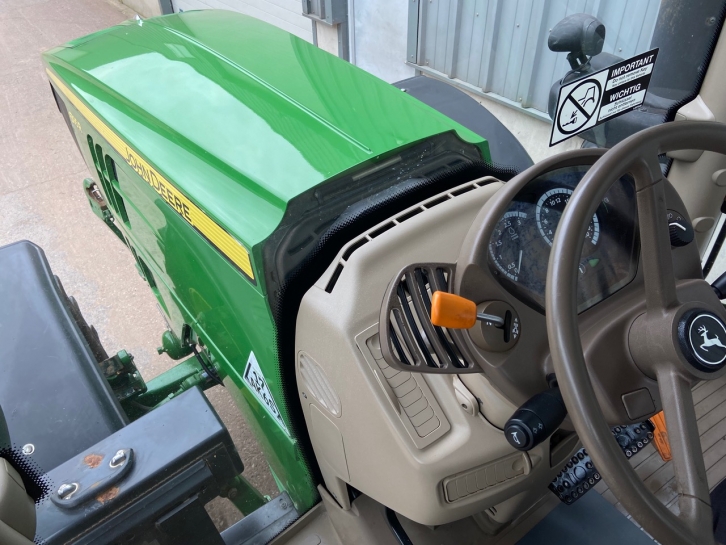 John Deere 6195R
