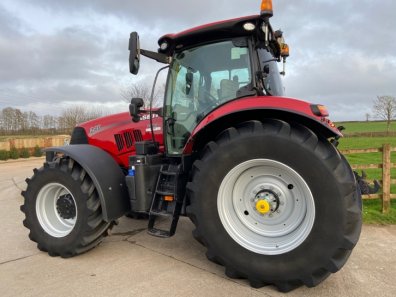 Case CVX 240