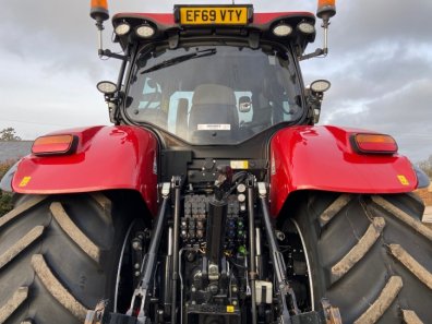 Case CVX 240