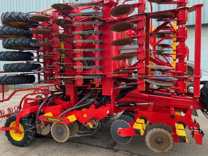 Vaderstad Rapid 600AS 6 Metre drill