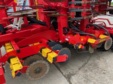 Vaderstad Rapid 600AS 6 Metre drill