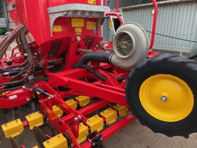 Vaderstad Rapid 600AS 6 Metre drill
