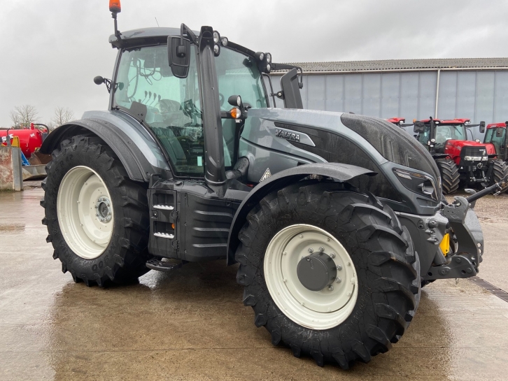 Valtra T214 Active