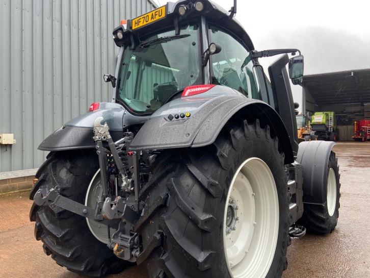 Valtra T214 Active