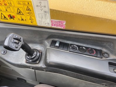CAT TH407