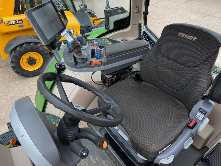 Fendt 724 Profi-Plus