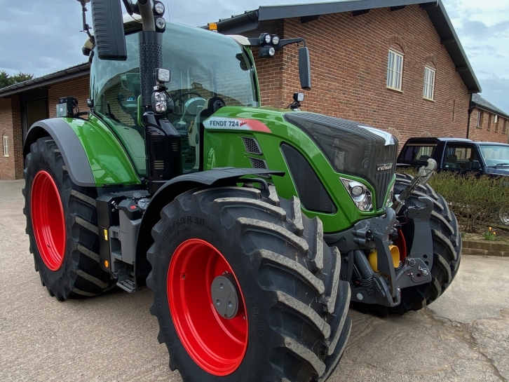 Fendt 724 Profi-Plus
