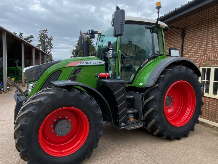 Fendt 724 Profi-Plus