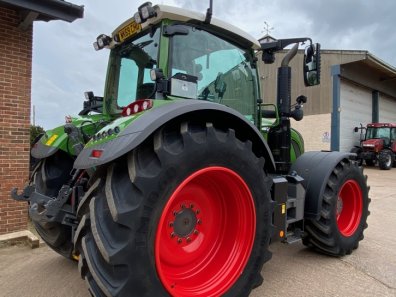 Fendt 724 Profi-Plus