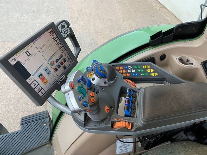 Fendt 724 Profi-Plus