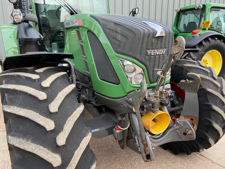Fendt 724 Profi-Plus