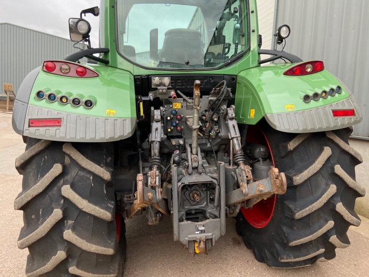Fendt 724 Profi-Plus