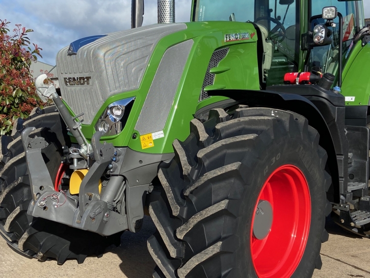 Fendt 828 Profi-Plus