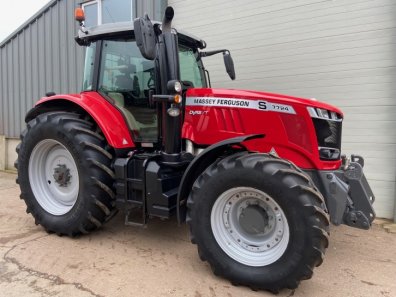 Massey Ferguson 7724S Efficient