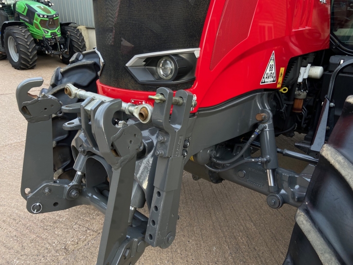 Massey Ferguson 7718S Efficient