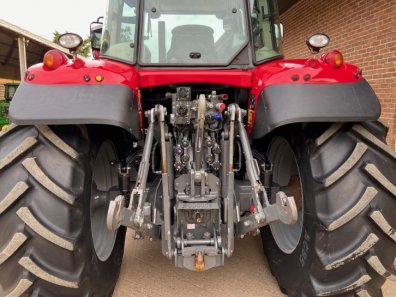 Massey Ferguson 7718S Efficient