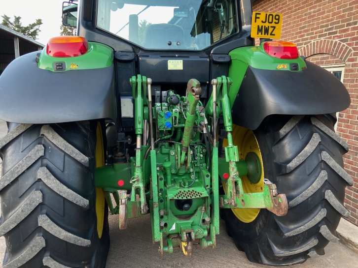 John Deere 6930 Standard