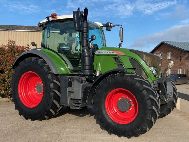 Fendt 724 Profi-Plus