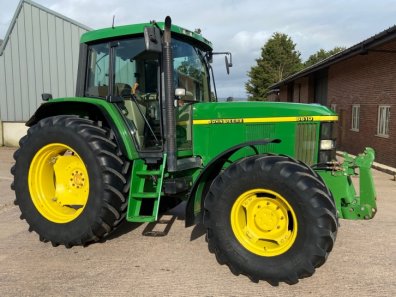 John Deere 6610
