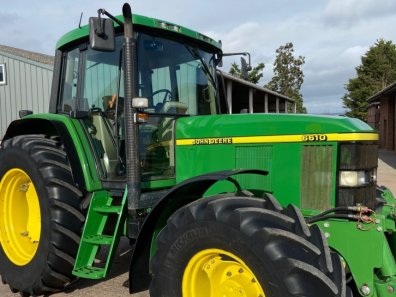 John Deere 6610