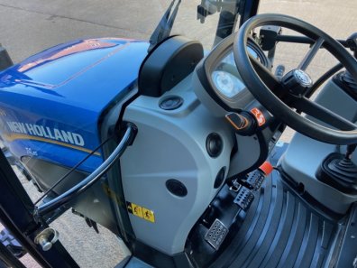 New Holland T4.85