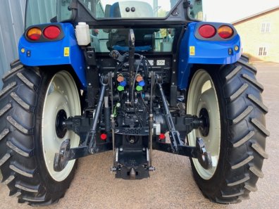 New Holland T4.85