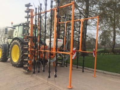 Mzuri Rezult straw rake
