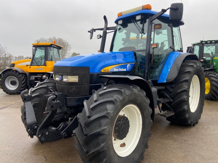 New Holland TM155
