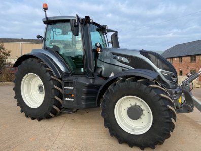 Valtra T234 Active