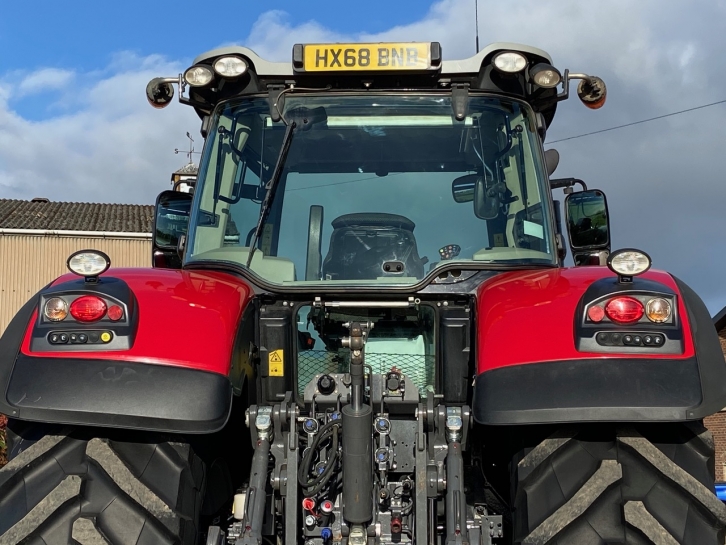Massey Ferguson 8730S Exclusive