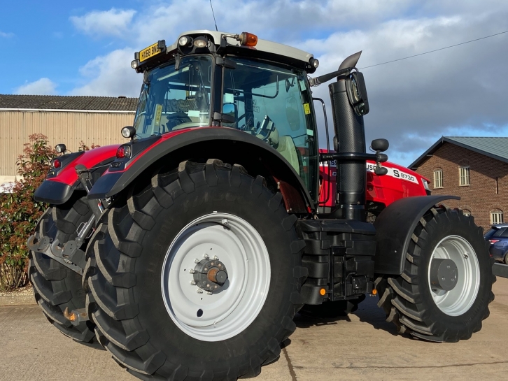 Massey Ferguson 8730S Exclusive