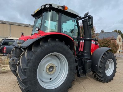 Massey Ferguson 7718S Efficient