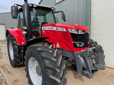 Massey Ferguson 7718S Efficient