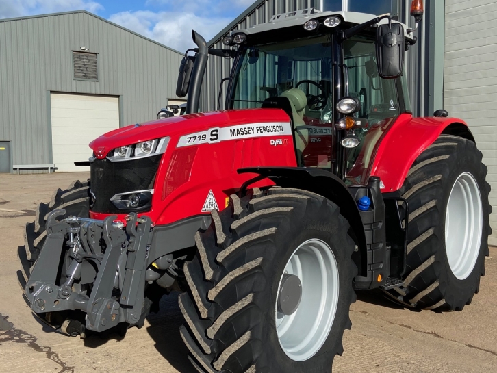 Massey Ferguson 7719S Exclusive