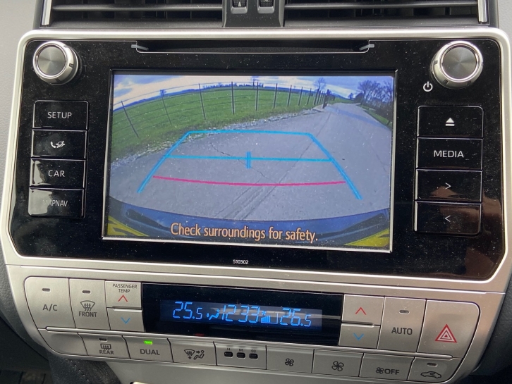 Toyota Landcruiser commercial Active 2.8 diesel