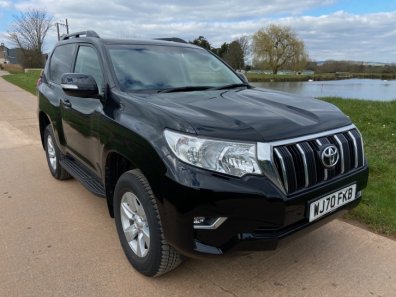 Toyota Landcruiser commercial Active 2.8 diesel