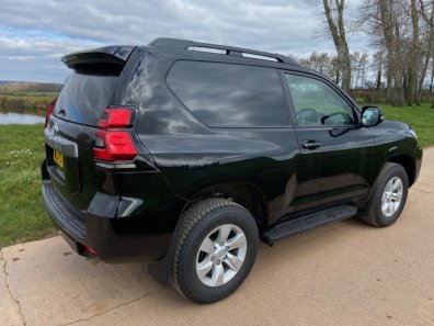 Toyota Landcruiser commercial Active 2.8 diesel