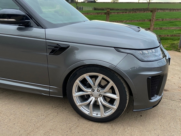 Land Rover Range Rover Sport SVR 5.0 LT Petrol